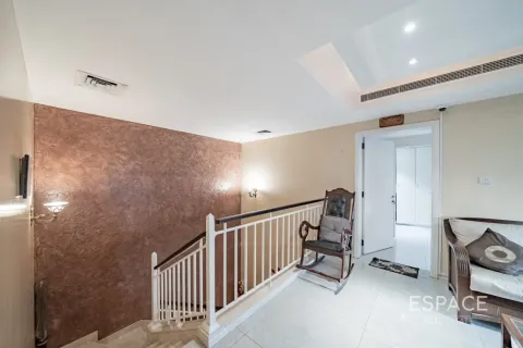 Villa en The Lakes, Dubai, 3 dormitorios, 270 m², № 122500 - foto 9