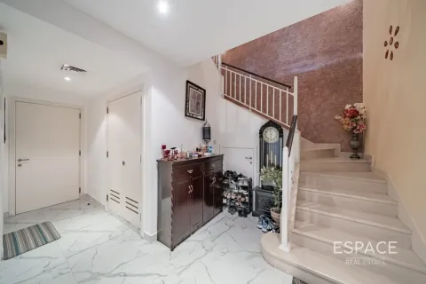 Villa en The Lakes, Dubai, 3 dormitorios, 270 m², № 122500 - foto 8