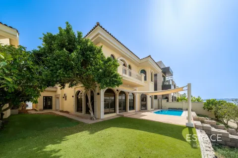 Villa en Palm Jumeirah, Dubai, 4 dormitorios, 465 m², № 122499