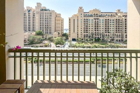 Apartment in Golden Mile, Palm Jumeirah, Dubai 2 bedrooms, 167 sq.m. № 44279 - photo 13