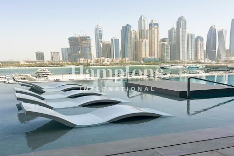 Apartment in Dubai Harbour, Dubai 3 bedrooms, 178.19910236 sq.m. № 108791 - photo 5