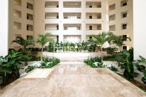Apartment in DIFC, Dubai 2 bedrooms, 119 sq.m. № 44867 - photo 22