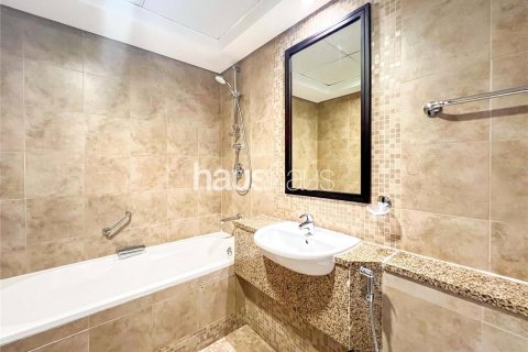 Apartment in DIFC, Dubai 2 bedrooms, 119 sq.m. № 44865 - photo 13