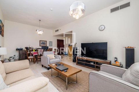 Apartamento en Al Furjan, Dubai, 2 dormitorios, 130.25 m², № 128978 - foto 3