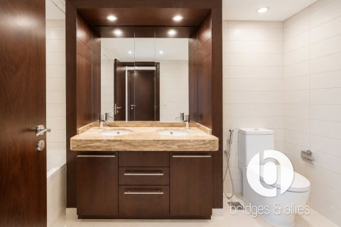 Apartment in Downtown Dubai (Downtown Burj Dubai), Dubai 1 bedroom, 85 sq.m. № 135098 - photo 3