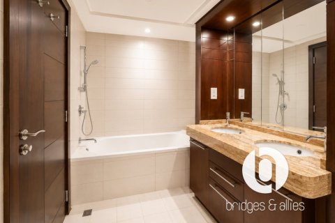 Apartment in Downtown Dubai (Downtown Burj Dubai), Dubai 1 bedroom, 85 sq.m. № 135098 - photo 5