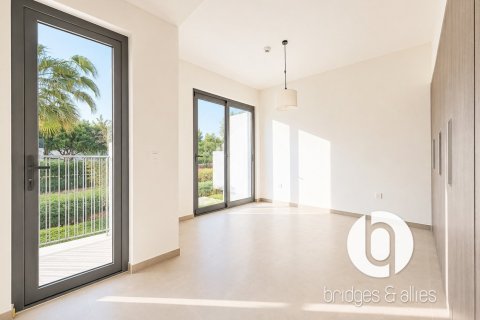 Villa in Tilal Al Ghaf, Dubai 3 bedrooms, 199 sq.m. № 135100 - photo 8