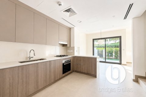 Villa in Tilal Al Ghaf, Dubai 3 bedrooms, 199 sq.m. № 135100 - photo 13