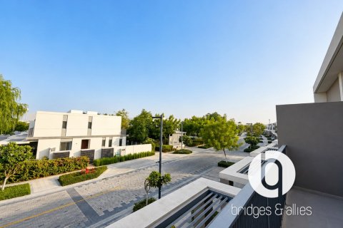 Villa in Tilal Al Ghaf, Dubai 3 bedrooms, 199 sq.m. № 135100 - photo 2