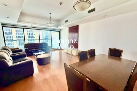 Apartment in Jumeirah Lake Towers, Dubai 3 bedrooms, 177 sq.m. № 135107