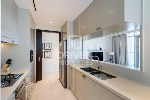 Снять в аренду квартиру в The Address Residence Fountain Views, Даунтаун Дубай (Даунтаун Бурдж Дубай), Дубай: 2 спальни, 134.9м², № 129382 - фото 12