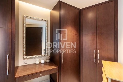 Снять в аренду квартиру в The Address Residence Fountain Views, Даунтаун Дубай (Даунтаун Бурдж Дубай), Дубай: 2 спальни, 134.9м², № 129382 - фото 16