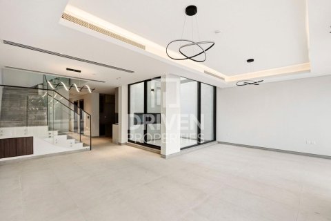 Villa en Murooj Al Furjan, Al Furjan, Dubai, 4 dormitorios, 223.99 m², № 138847 - foto 4