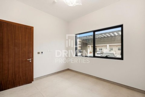Villa en Murooj Al Furjan, Al Furjan, Dubai, 4 dormitorios, 223.99 m², № 138847 - foto 7