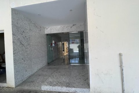 Снять в аренду офис в Al Quoz Industrial Area, Al Quoz, Дубай: 7000м², № 534 - фото 11
