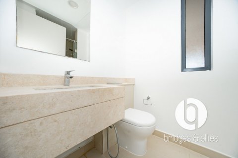Снять в аренду виллу в Дубай Хилс Эстейт, Дубай: 5 спален, 254м², № 132981 - фото 12