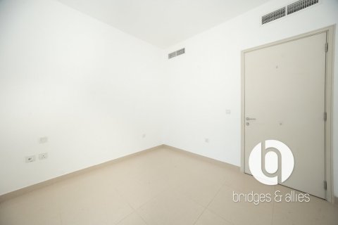 Снять в аренду виллу в Дубай Хилс Эстейт, Дубай: 5 спален, 254м², № 132981 - фото 9