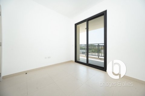 Снять в аренду виллу в Дубай Хилс Эстейт, Дубай: 5 спален, 254м², № 132981 - фото 10