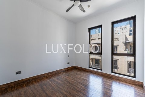 Снять в аренду квартиру в Old Town, Дубай: 2 спальни, 120м², № 46147 - фото 7