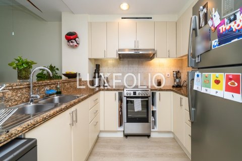 Apartment in Emaar 6 Towers, Dubai Marina, Dubai 2 bedrooms, 146 sq.m. № 46146 - photo 7