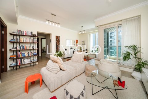 Apartment in Emaar 6 Towers, Dubai Marina, Dubai 2 bedrooms, 146 sq.m. № 46146 - photo 2