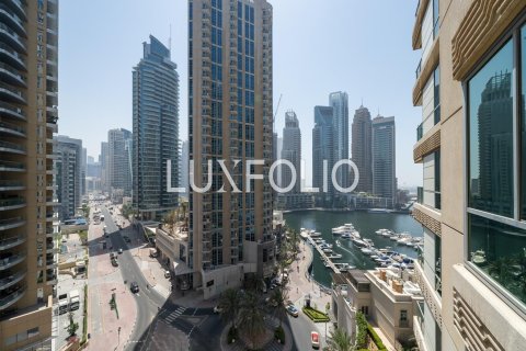 Apartment in Emaar 6 Towers, Dubai Marina, Dubai 2 bedrooms, 146 sq.m. № 46146 - photo 19
