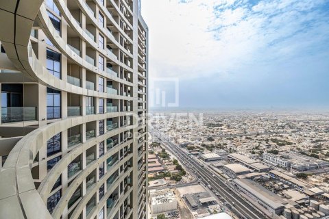 Appartement à Aykon City, Business Bay, Dubai, 2 chambres, 75.62 m², № 142928