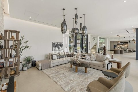 Villa à Nad Al Sheba 1, Nadd Al Sheba, Dubai, 5 chambres, 930.24 m², № 142830 - photo 4