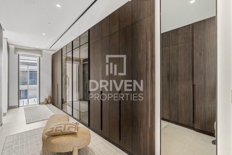 Villa à Nad Al Sheba 1, Nadd Al Sheba, Dubai, 5 chambres, 930.24 m², № 142830 - photo 18