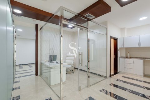 Bureau à Business Bay, Dubai, 88 m², № 114560 - photo 9