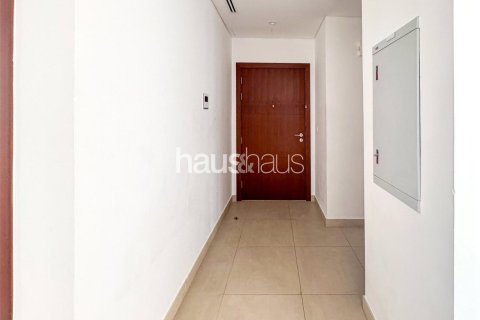 Снять в аренду квартиру в The Hills, Дубай: 2 спальни, 132м², № 44908 - фото 16