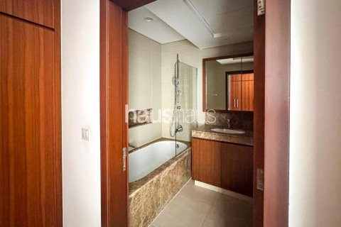 Снять в аренду квартиру в The Hills, Дубай: 2 спальни, 132м², № 44908 - фото 14