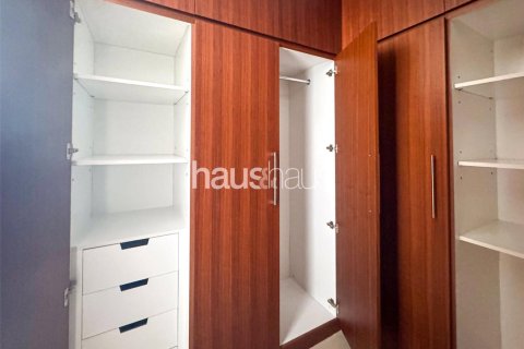 Снять в аренду квартиру в The Hills, Дубай: 2 спальни, 132м², № 44908 - фото 13