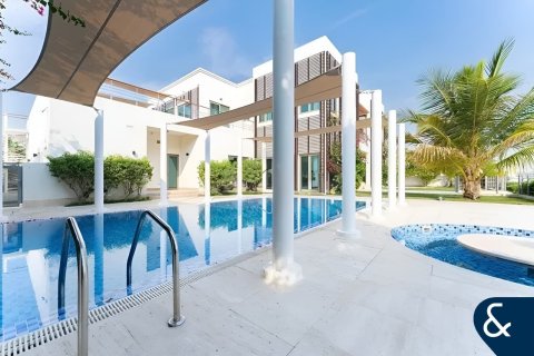 Villa à Signature Villas, Palm Jumeirah, Dubai, 6 chambres, 1364 m², № 79187