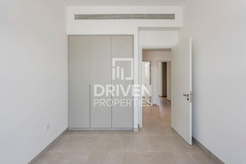 Adosado en Mudon, Dubai, 3 dormitorios, 204.57 m², № 136358 - foto 8