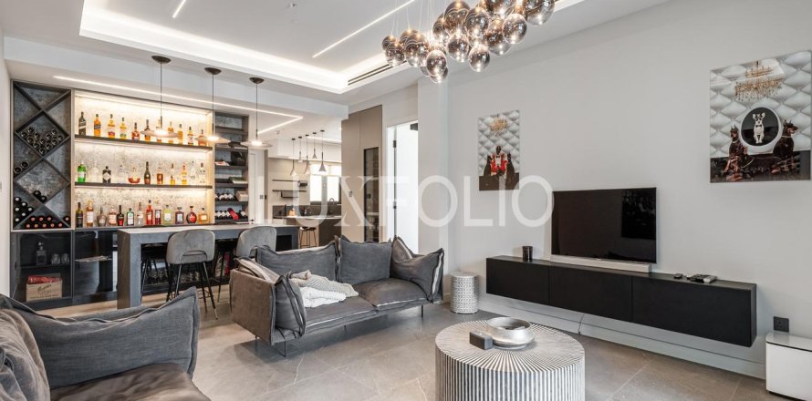 شقة في وسط مدينة دبي, دبي 3 غرف نوم, 161 م² رقم 45835