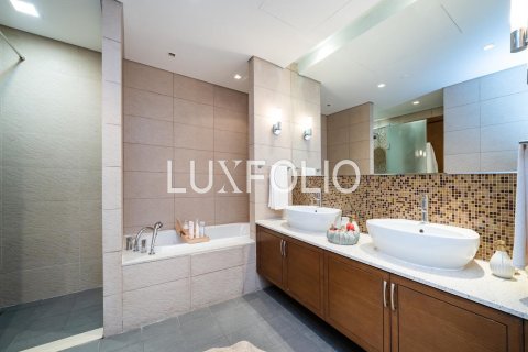 Купить квартиру в Marina Residences, Пальма Джумейра, Дубай: 3 спальни, 227м², № 45825 - фото 15