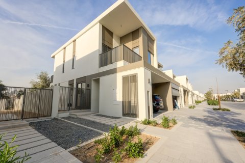 Villa à Dubai Sports City, Dubai, 4 chambres, 213 m², № 123804