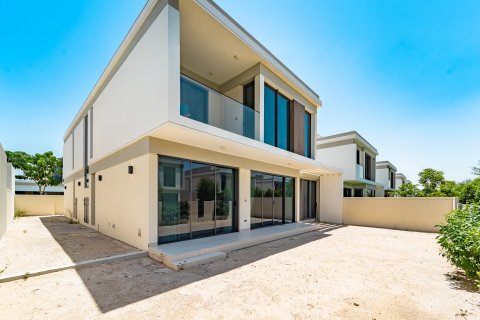 Villa en Dubai Sports City, Dubai, 4 dormitorios, 377 m², № 123805 - foto 25