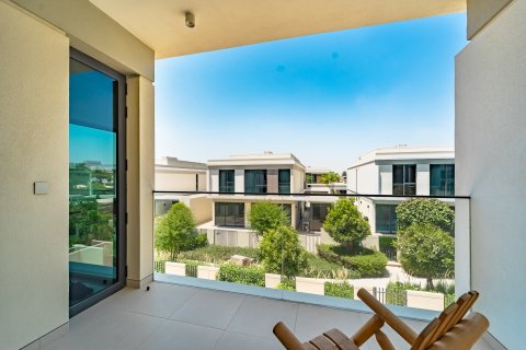 Villa en Dubai Sports City, Dubai, 4 dormitorios, 377 m², № 123805 - foto 21