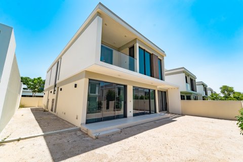 Villa en Dubai Sports City, Dubai, 4 dormitorios, 377 m², № 123805 - foto 26