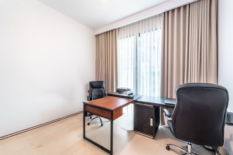 Villa en Dubai Sports City, Dubai, 4 dormitorios, 377 m², № 123805 - foto 10