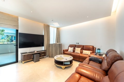 Villa en Dubai Sports City, Dubai, 4 dormitorios, 377 m², № 123805 - foto 14