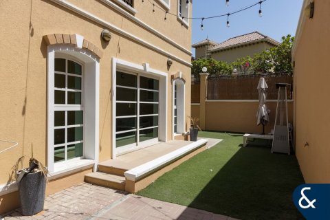 Villa in Victory Heights, Dubai Sports City, Dubai 3 bedrooms, 271 sq.m. № 78986 - photo 14