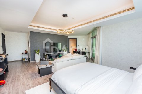 Apartment in The Torch, Dubai Marina, Dubai 3 bedrooms, 375 sq.m. № 112699 - photo 15