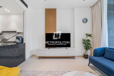 Apartment in Business Bay, Dubai 2 bedrooms, 122 sq.m. № 72945 - photo 10