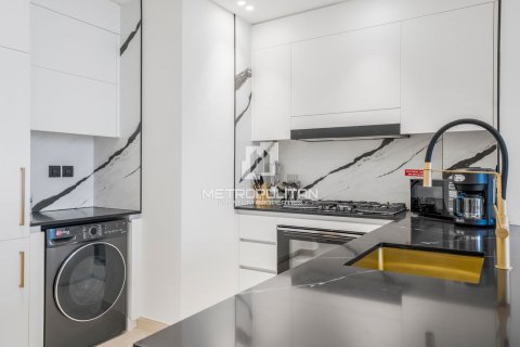 Apartment in Business Bay, Dubai 2 bedrooms, 122 sq.m. № 72945 - photo 7