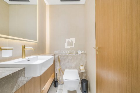 Apartment in Business Bay, Dubai 2 bedrooms, 122 sq.m. № 72945 - photo 14