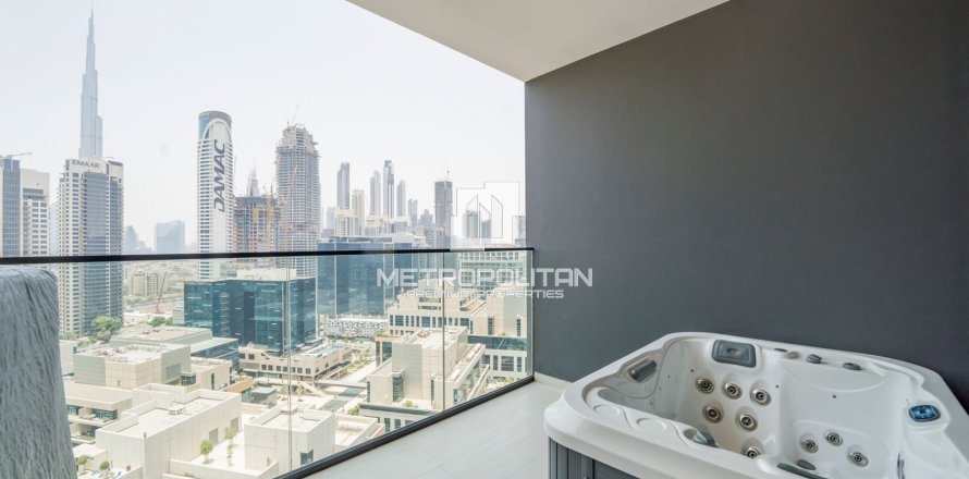 Apartment in Business Bay, Dubai 2 bedrooms, 122 sq.m. № 72945