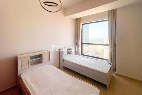 Apartment in Shams, Jumeirah Beach Residence, Dubai 3 bedrooms, 173 sq.m. № 45021 - photo 16